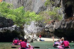 Kayak de mer dans la baie de Phang Nga avec Vacances phuket