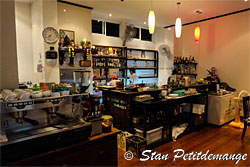 Bar - Pizzeria Hut - Patong beach