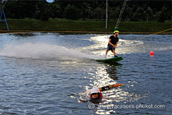 Phuket wakepark et ski nautique à Kathu