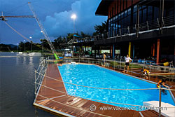 Piscine du Phuket wakepark à Kathu